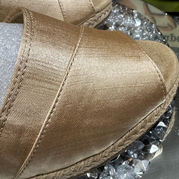 Women’s Jasper Champagne gold satin Espadrille Wedge Slip-On Shoes NEW 8 Wide - Picture 12 of 13